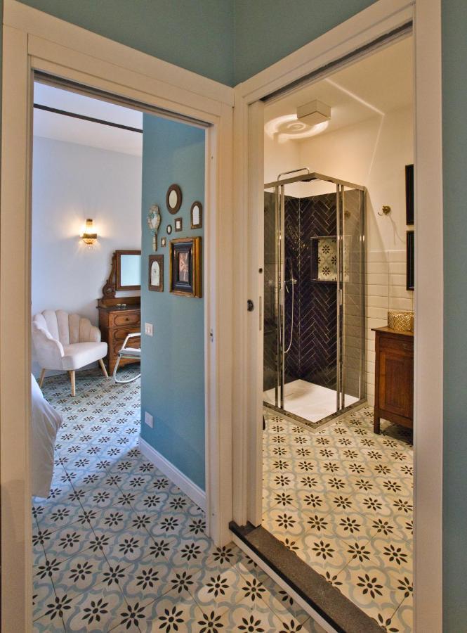 Suite Sul Lago 内米 外观 照片