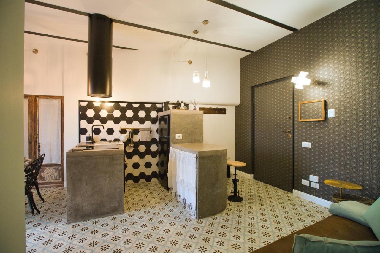 Suite Sul Lago 内米 外观 照片