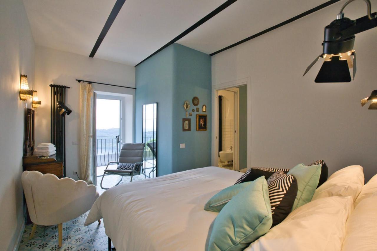 Suite Sul Lago 内米 外观 照片